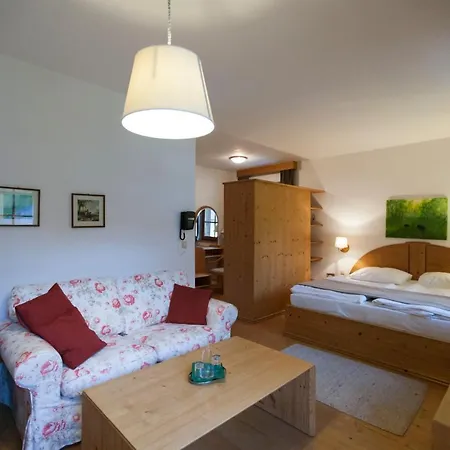 Jagdhof Hotel Lackenhof