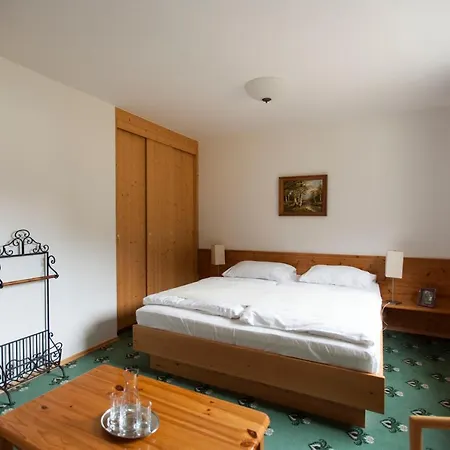 Jagdhof 4* Lackenhof