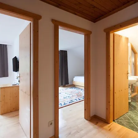 Hotel Jagdhof 4*
